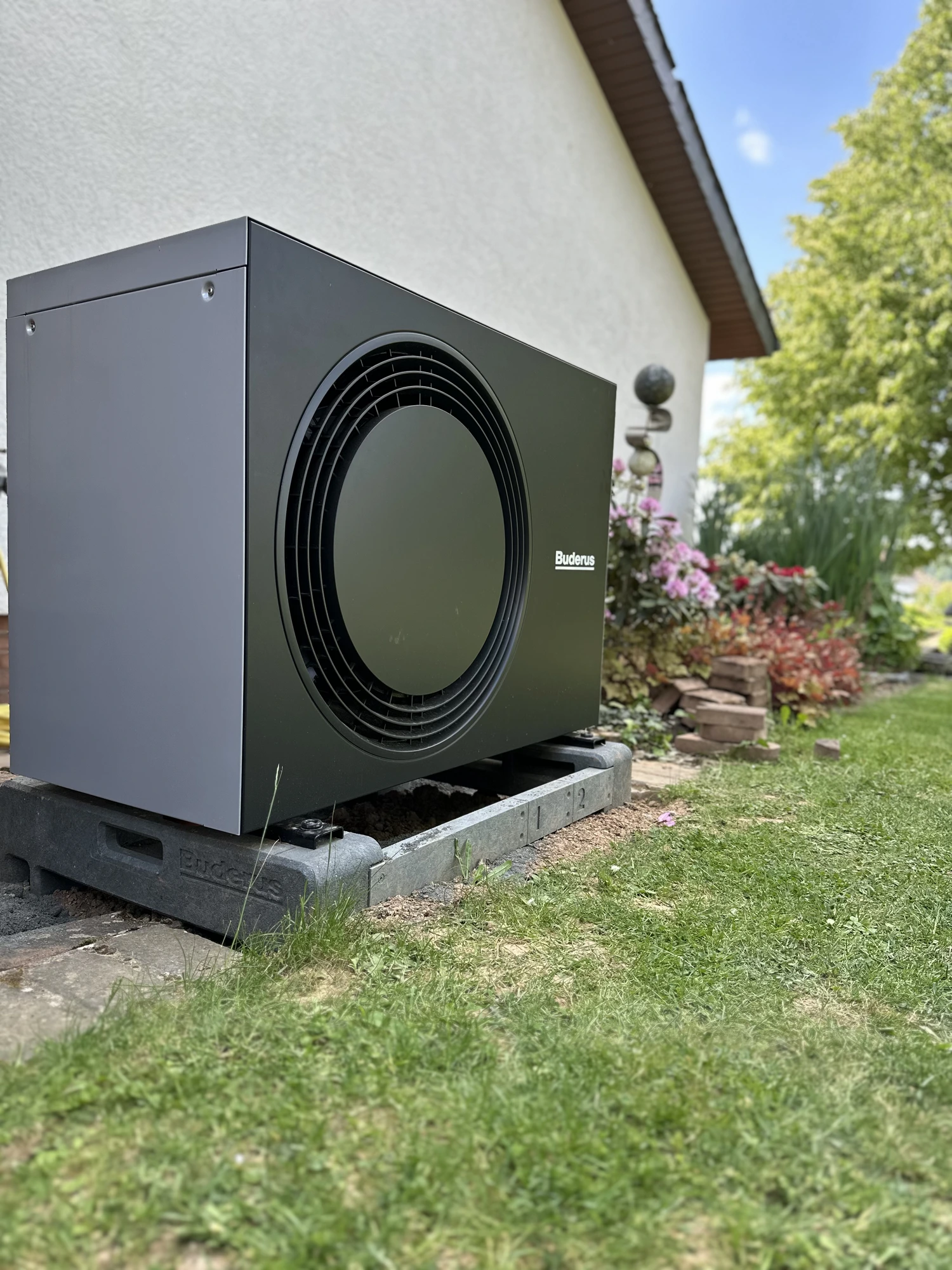 Moderne Wärmepumpe